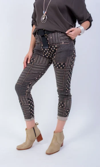 Jogger estilo Patchwork Cinturón
