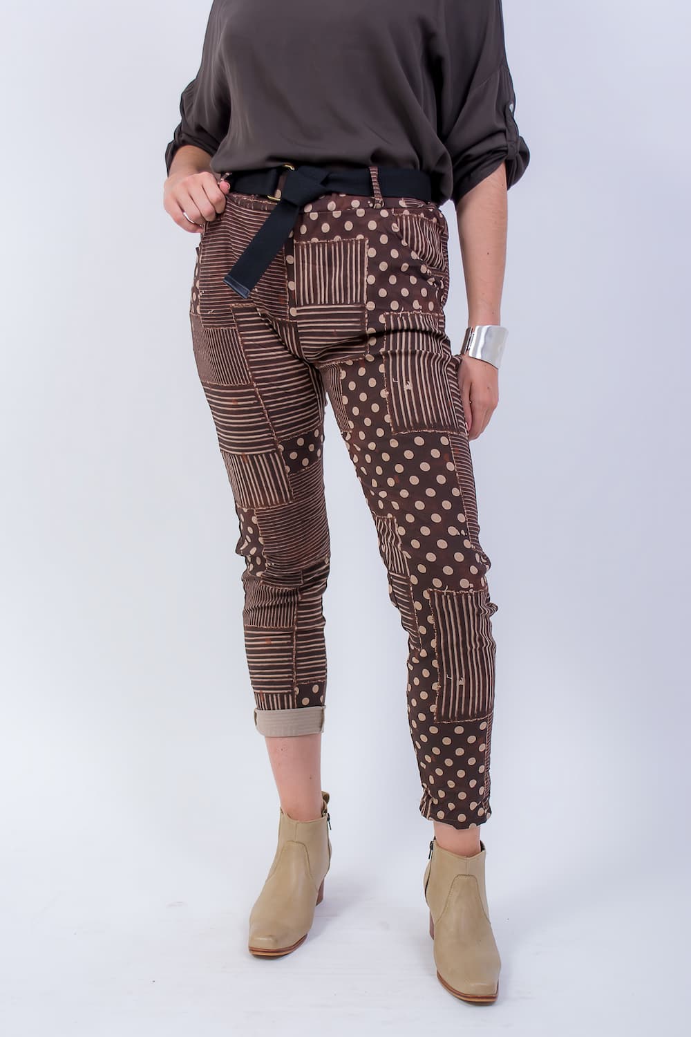 Jogger Estilo Patchwork Cinturón